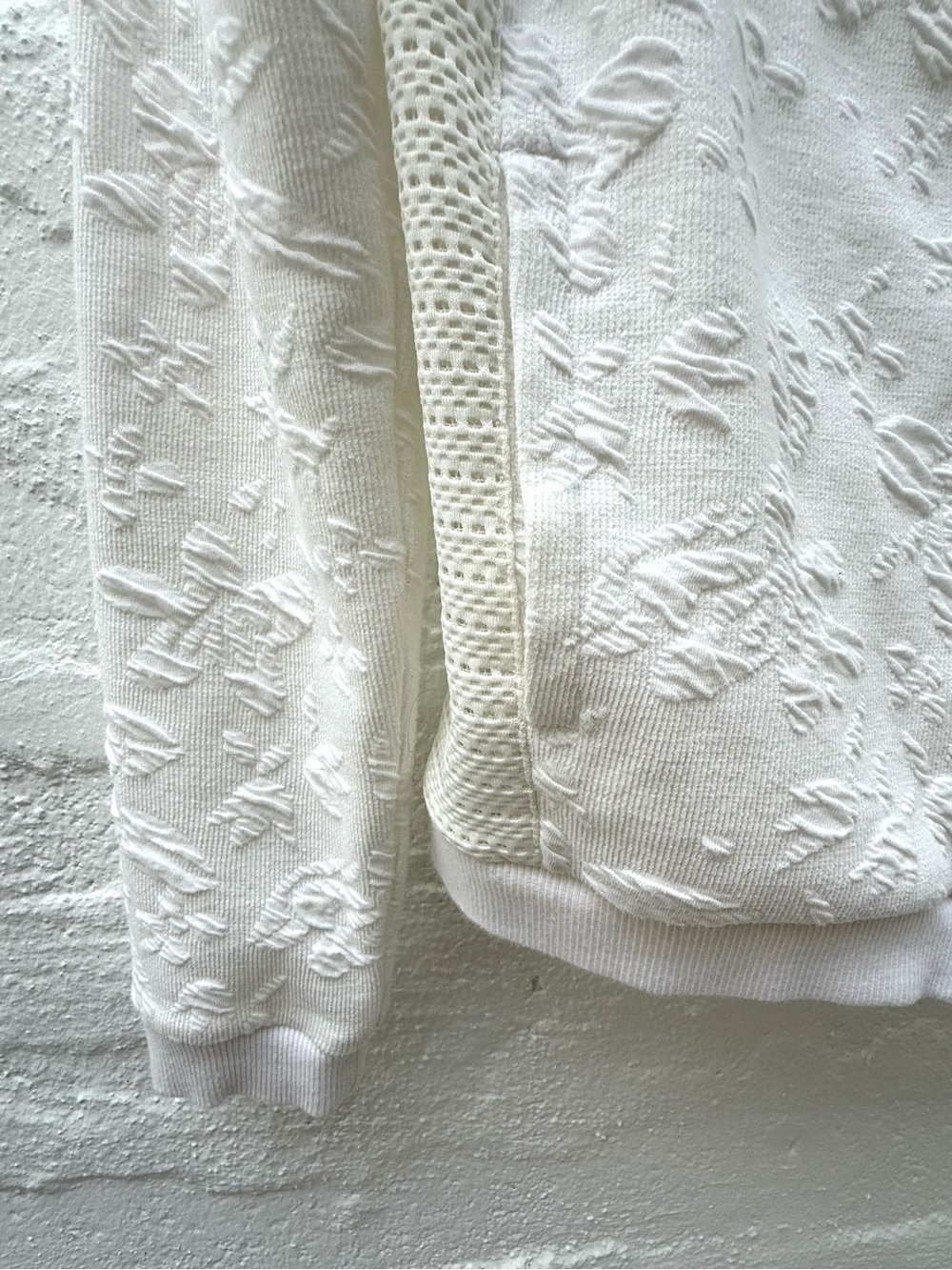 Sanctuary white multi-textured minimalist bomber jacket. Small - Picture 9 of 12